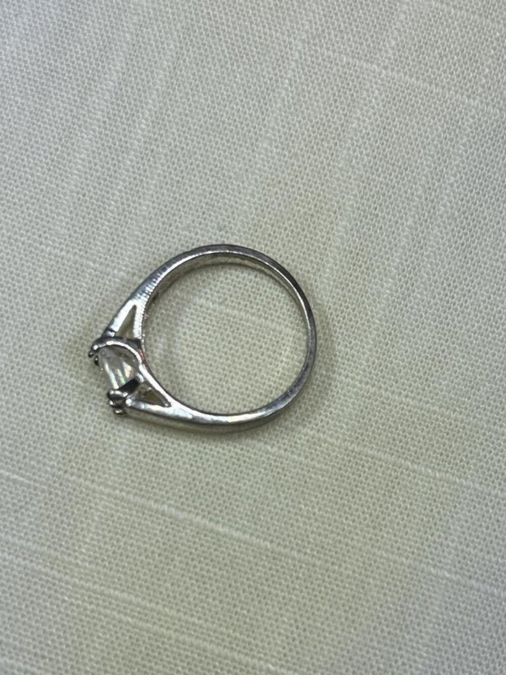 Silver ring - Picture 2 of 2